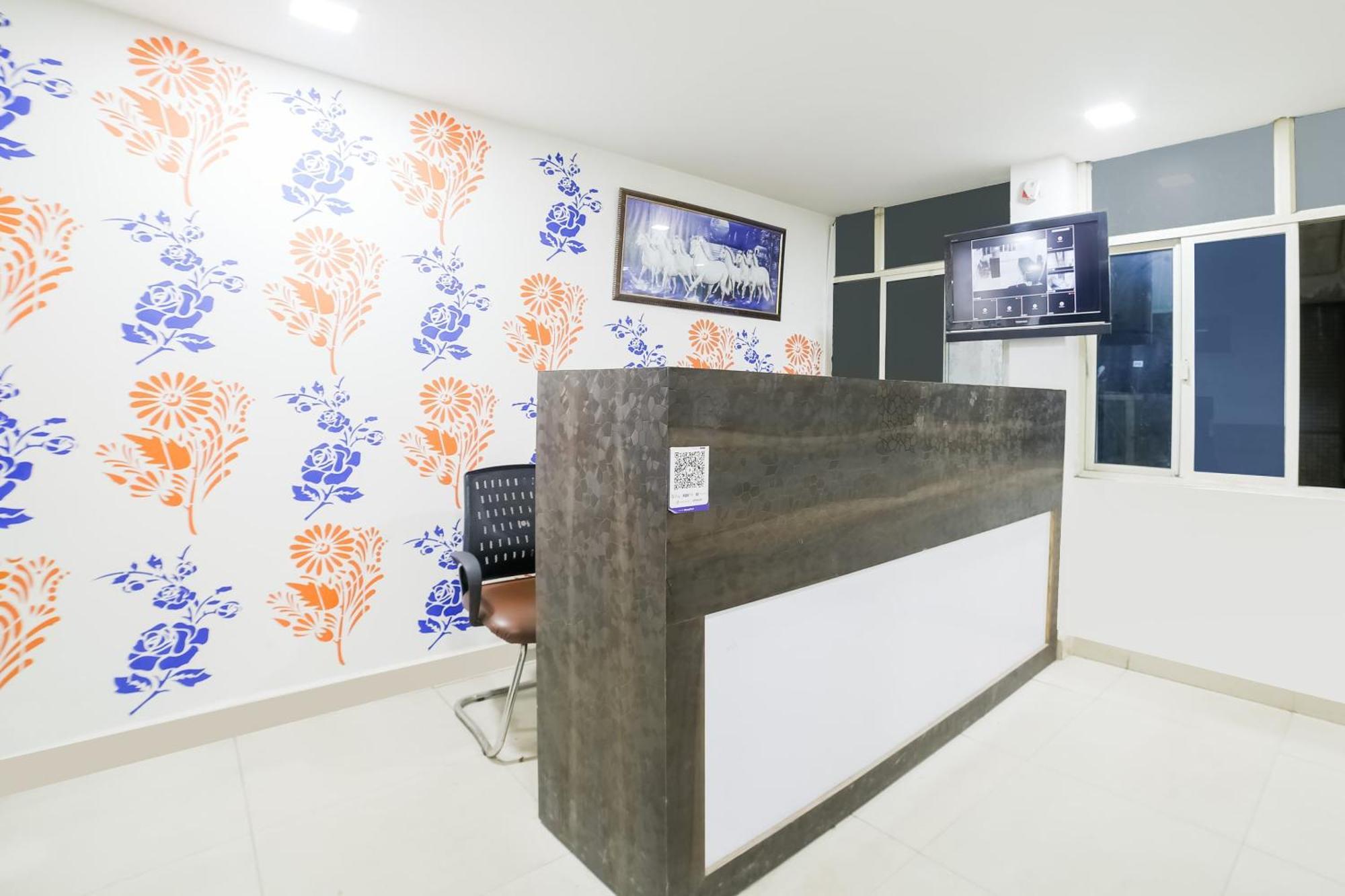 My Comfortable Hotel Nuova Delhi Esterno foto