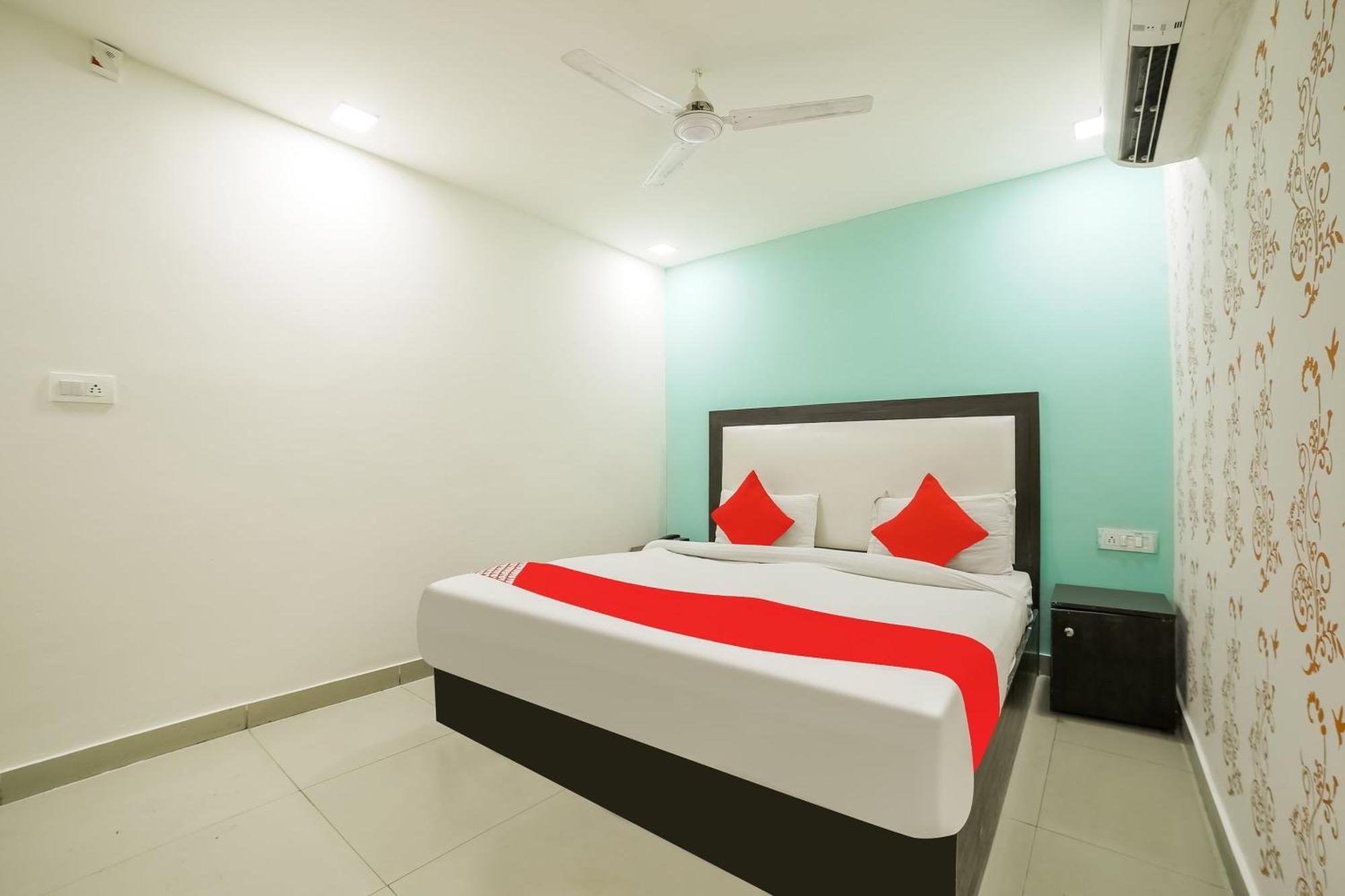 My Comfortable Hotel Nuova Delhi Esterno foto