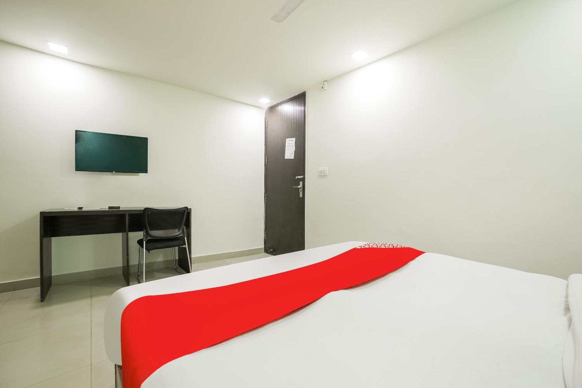 My Comfortable Hotel Nuova Delhi Esterno foto